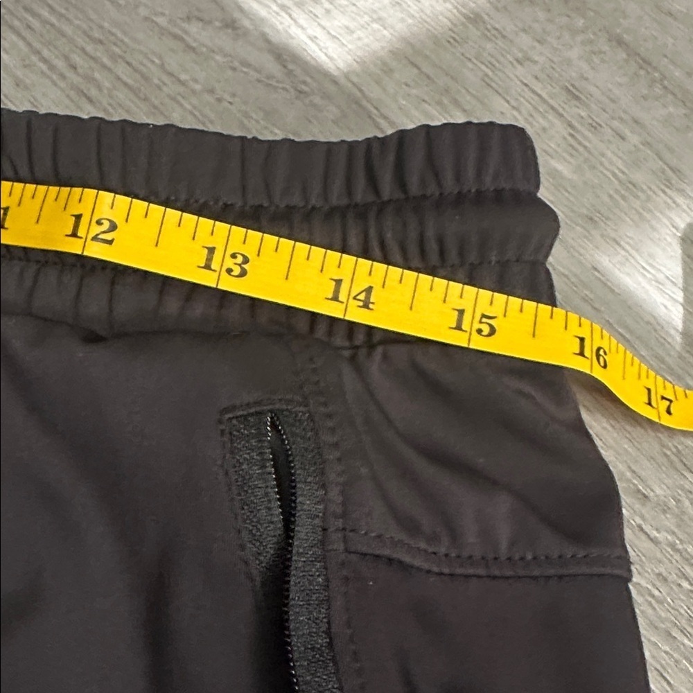 G Gradual Men's Sweatpants with Zipper Pockets
Size Large - Picture 5 of 7